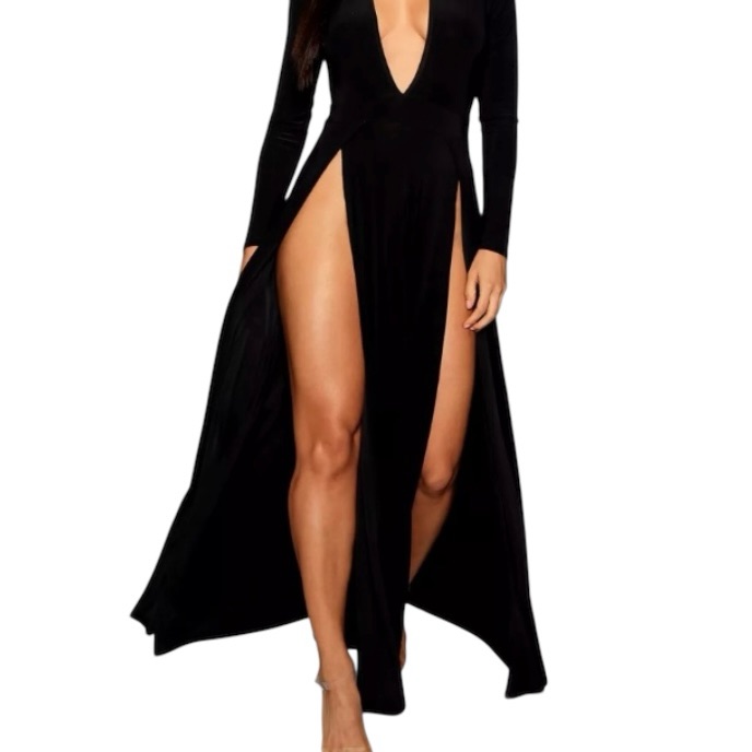 Boohoo Long Sleeve Floor Length V-Neck Gown Sz 16
